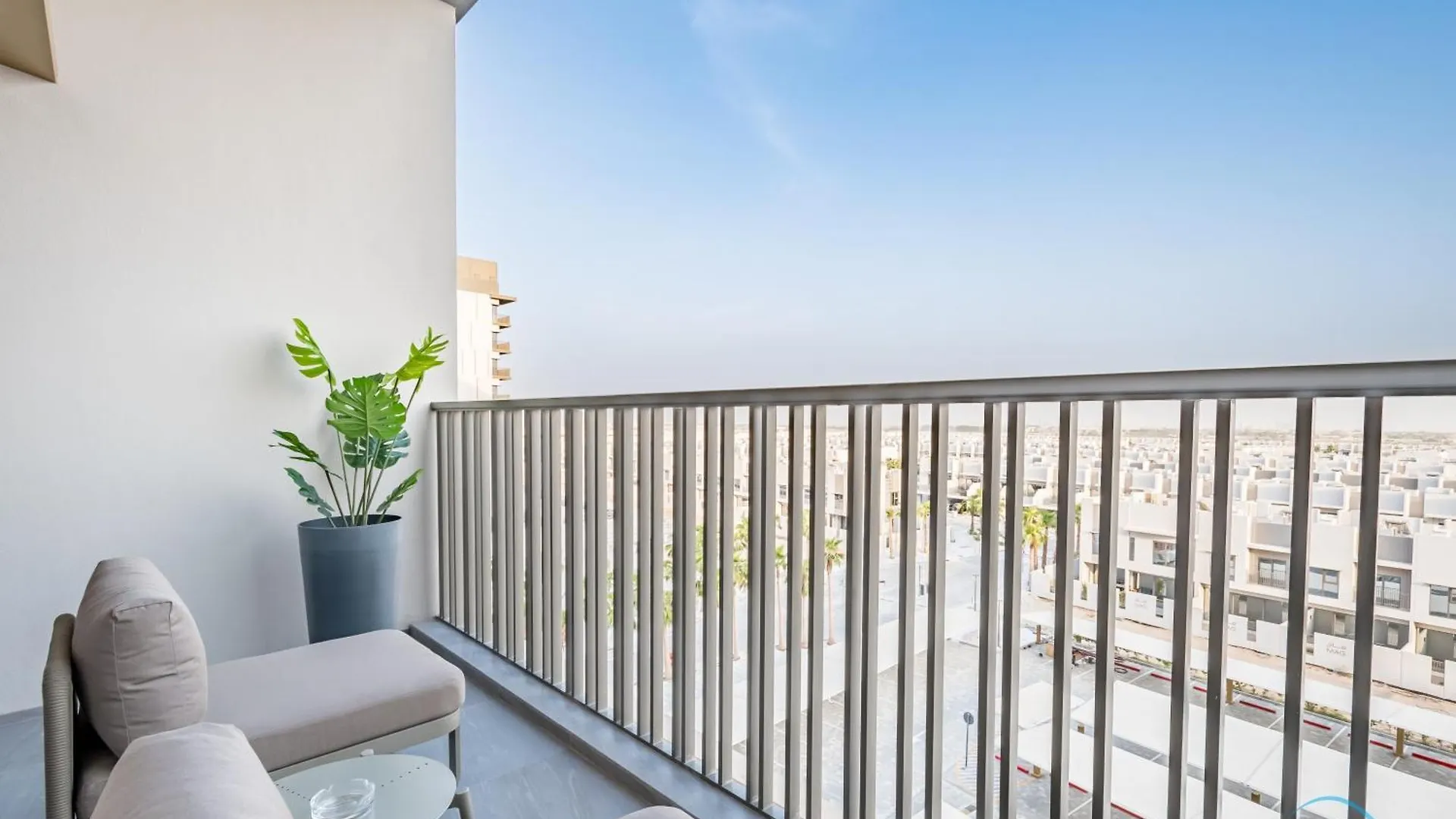 アパート Comfortable Studio At Mag 930, Mohammad Bin Rashid City By Deluxe Holiday Homes ドバイ アラブ首長国連邦